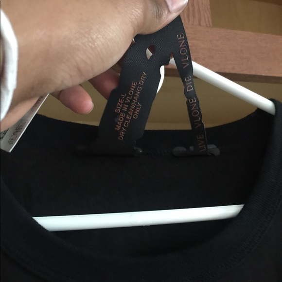 Vlone Swarovski Crystal rhinestones tee - Picture 7 of 8